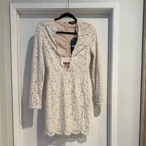 Misguided Elegant Lace Long Sleeve Dress